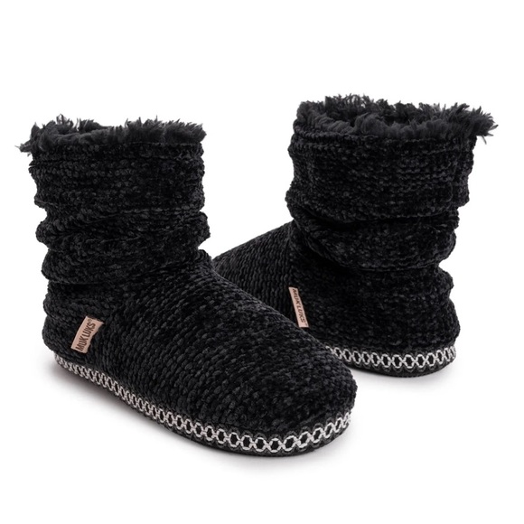 MUK LUKS Slippers House Shoes Chenille Booties M Medium 7/8 7 8 New - Picture 1 of 3
